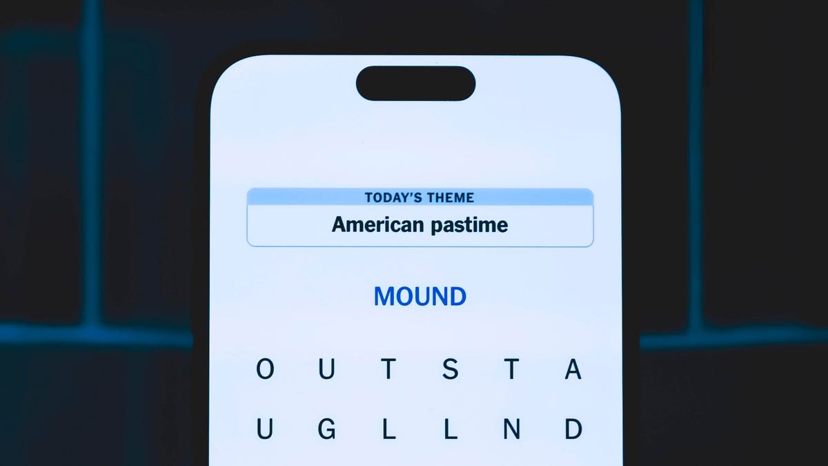 تلميحات وحلول لعبة NYT Strands اليوم: 1 فبراير (اللغز رقم 700)